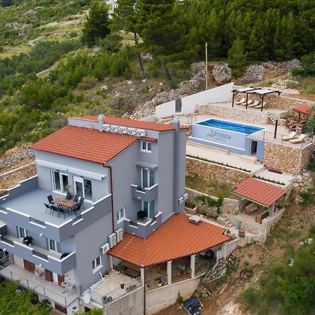 Exclusive Villa Almissa With Swimming Pool And Sea View Lokva Rogoznica Exteriör bild