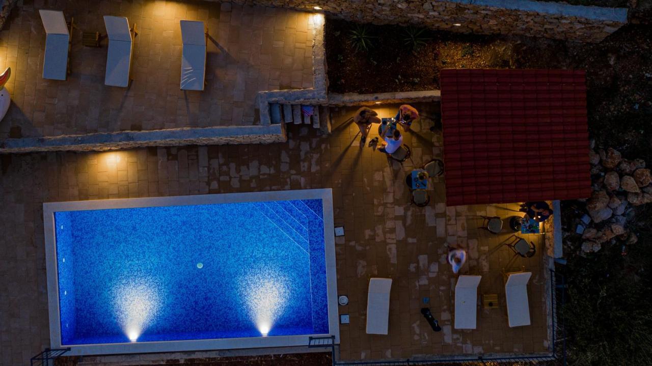 Exclusive Villa Almissa With Swimming Pool And Sea View Lokva Rogoznica Exteriör bild