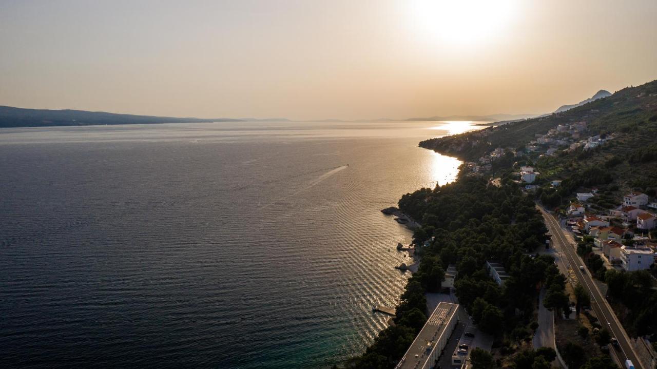 Exclusive Villa Almissa With Swimming Pool And Sea View Lokva Rogoznica Exteriör bild
