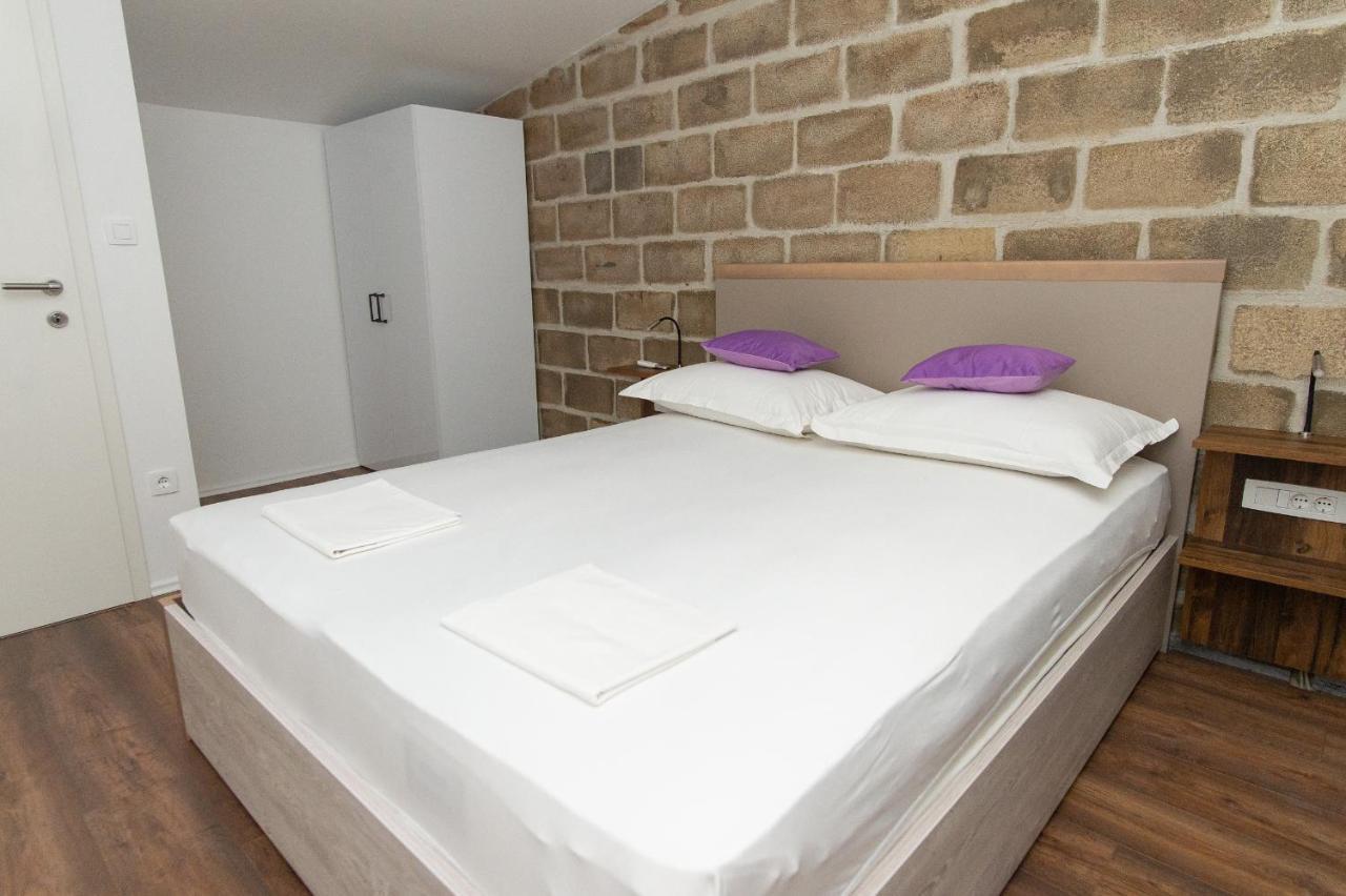 Exclusive Villa Almissa With Swimming Pool And Sea View Lokva Rogoznica Exteriör bild
