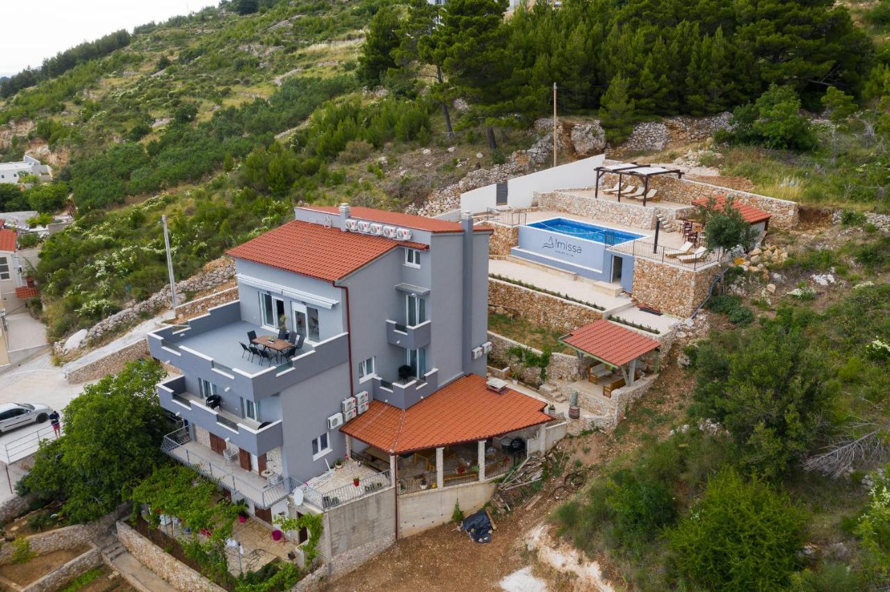 Exclusive Villa Almissa With Swimming Pool And Sea View Lokva Rogoznica Exteriör bild